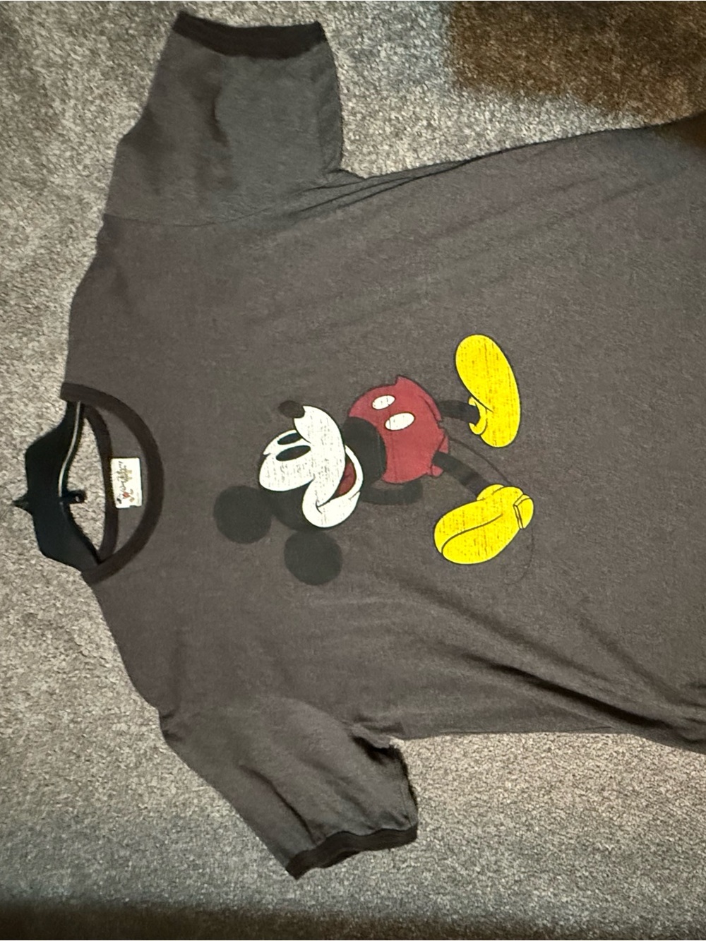 Men’s Y2K vintage Mickey Mouse Graphic Tee in Charcoal with Yellow Accents